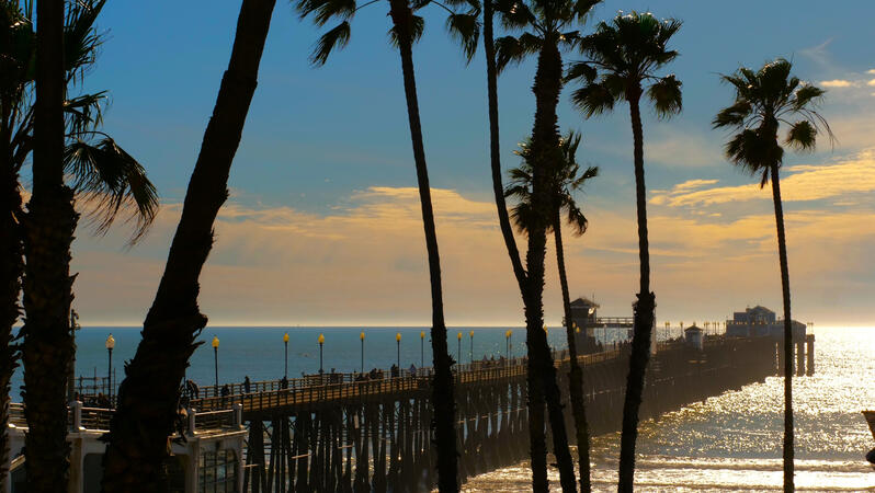 pier light